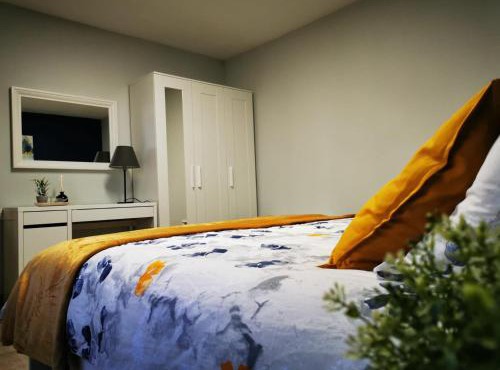 Elegant & Trendy Apt in a Peaceful Area