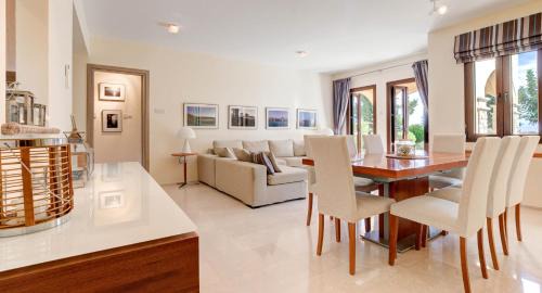Ground floor apartment with golf and sea views - Roudias, Aphrodite Hills Resort