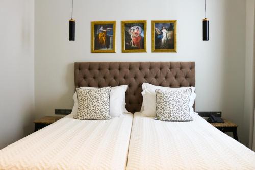 9 Muses Hotel