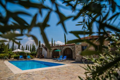 Gujadani Villa