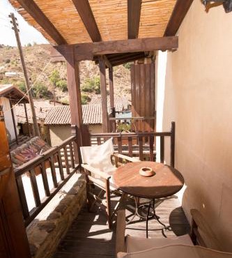 Linos Inn